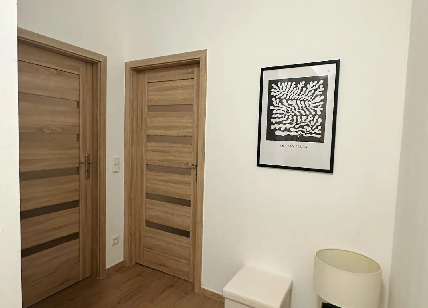 Apartment 2Schlafenzimmer 5Betten Montuerwhonung Düsseldorf